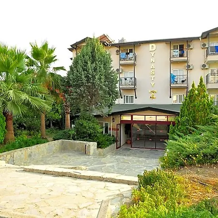 Dynasty Side Hotel 3*